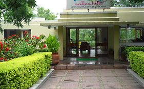 Aalloa Hills Resort Gandhinagar